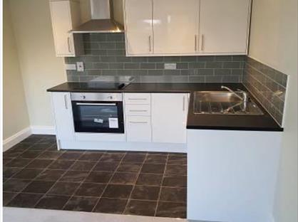 1 Bed Flat, High Street, SP10