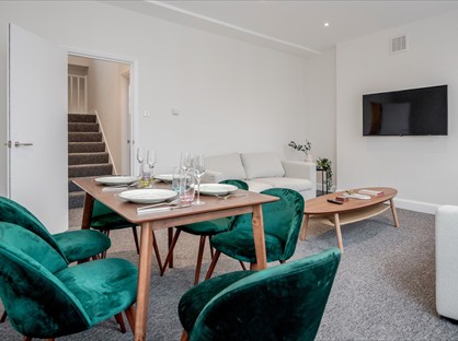 2 Bed Flat, Rushey Green, SE6