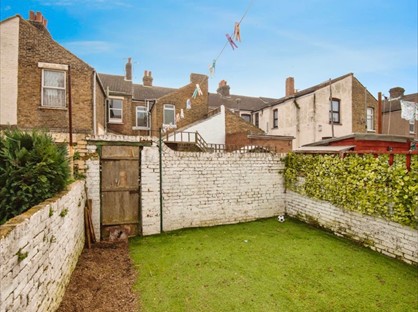 2 Bed Maisonette, Invicta Road, ME12