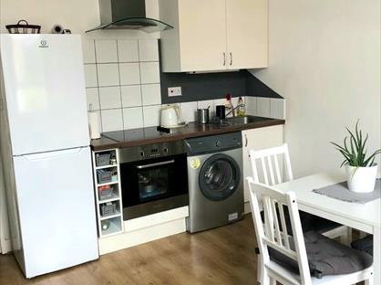 1 Bed Flat, Finchely Road, NW3