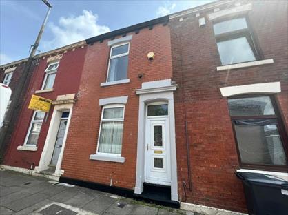 2 Bed Terraced House, Mosley Street, BB2