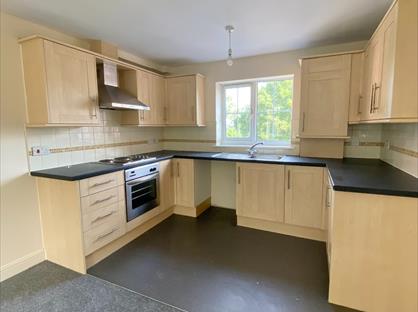 2 Bed Flat, Irwell Lane, WA7