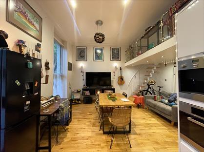 3 Bed Flat, Porchester Square, W2