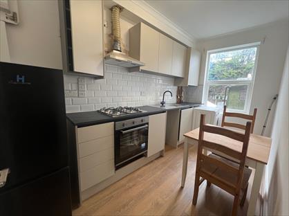 2 Bed Flat, West Hendon Broadway, NW9