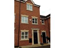 3 Bed Terraced House, Salisbury Close, CW2