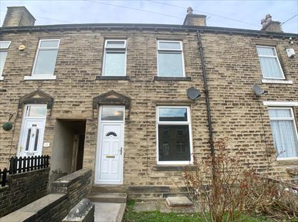3 Bed Terraced House, Chestnut Street, HD2