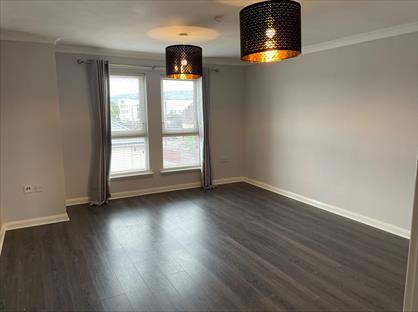 2 Bed Flat, Dean Court, G81