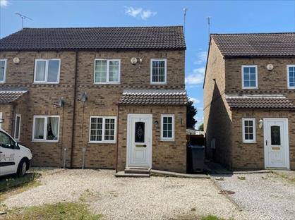 3 Bed Semi-Detached House, Rosegarth Court, DN7
