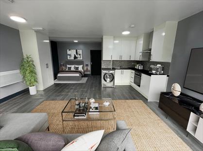 Studio Flat, High Street, SL0