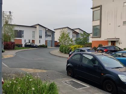 Room in a Shared House, Athletes Way, M11