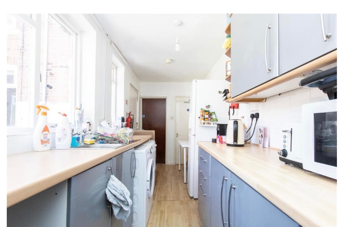 Additional image 2 of 4 Bed Terraced House, Tudor Grove Arboretum, NG1, N1 7GU