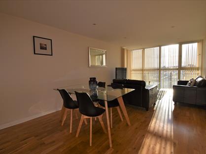 2 Bed Flat, Lower Twelfth Street, MK9