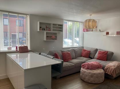 1 Bed Flat, Walkden Apartments, M33