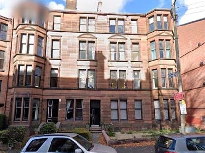 3 Bed Flat, **Hmo Licensed** Crown Road North, G12
