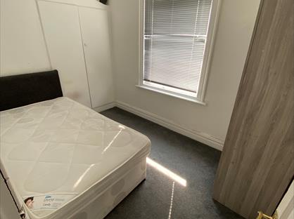 Room in a Shared House, Holt Street, TS24