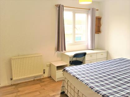 Room in a Shared House, Tilehouse Close, OX3