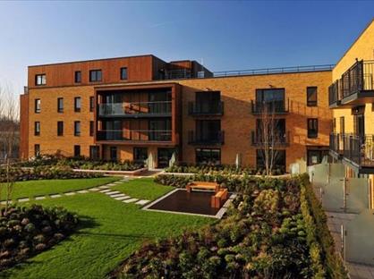 2 Bed Flat, Gibson Court, SE9