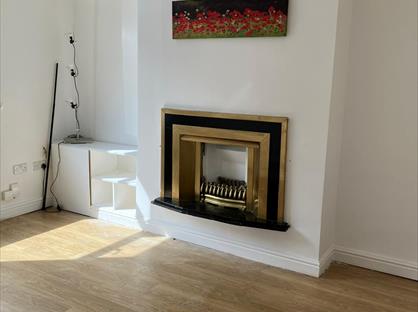 2 Bed Maisonette, Glebe Street, WN7