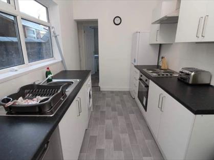 Room in a Shared House, Sun Street, ST1