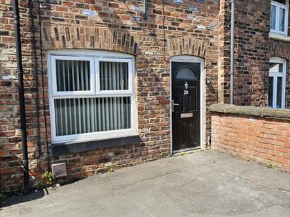 2 Bed Terraced House, Reddish Lane, M18
