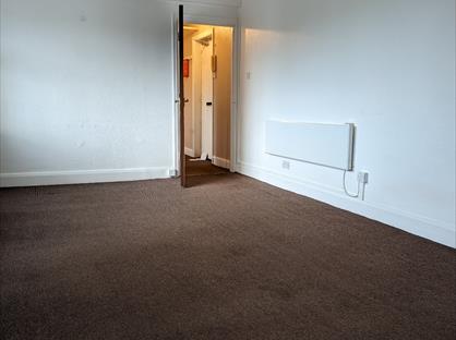 1 Bed Flat, North Park Road, BD9