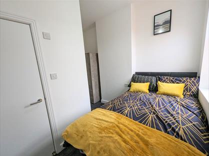 Room in a Shared House, Belmont Road, B66