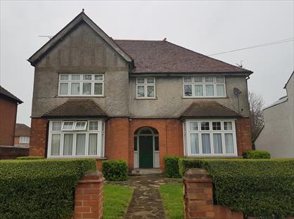 Studio Flat, Tring Road, HP20