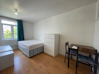 2 Bed Flat, Kember Street, N1