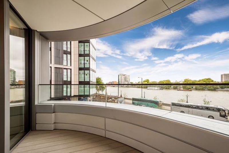 2 Bed Flat, Albert Embankment, SE1