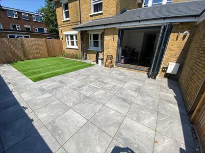 2 Bed Maisonette, Warham Road, CR2