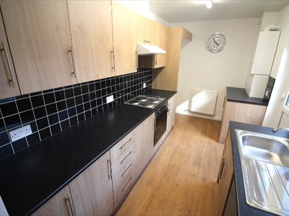 2 Bed Terraced House, Locomotive St, DL1