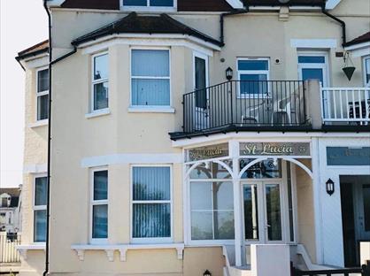 1 Bed Flat, Royal Parade, BN22