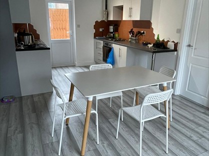 2 Bed Flat, Heywood Avenue, NW9