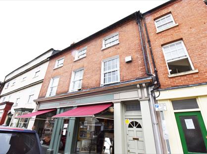 Studio Flat, Broad Street, HR6