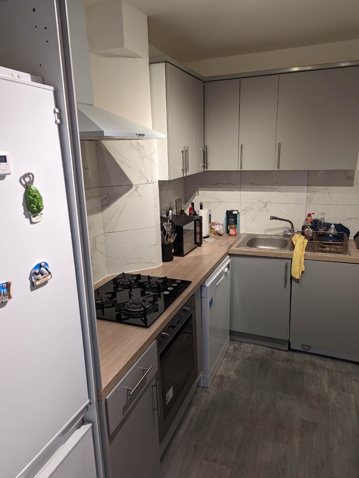 Additional image 4 of Room in a Shared Flat, Regents Riverside, RG1, N1 7GU