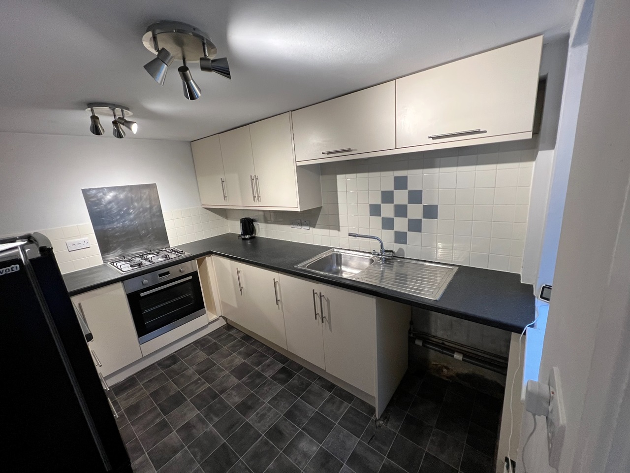 Willesborough, Ashford 2 Bed Terraced House, Camden Terrace, TN24