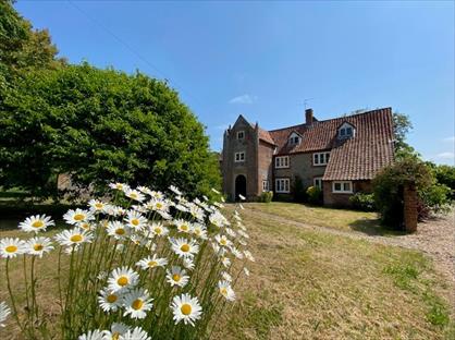 4 Bed Detached House, Rectory Road, NR24