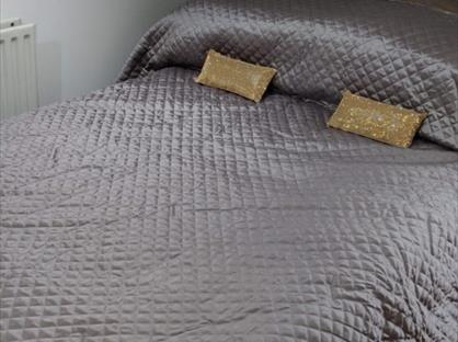 6 Bed Flat, Netherwood Road, W14