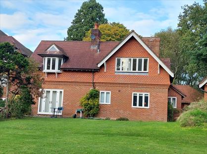 3 Bed Maisonette, Whitwell Hatch, GU27