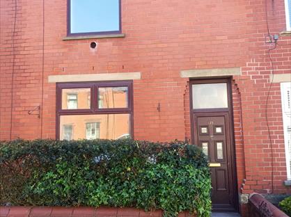 2 Bed Terraced House, Rochdale Road, OL2
