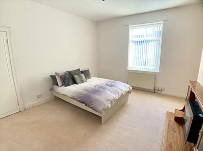Room in a Shared House, Fitzwilliam Street, HD1