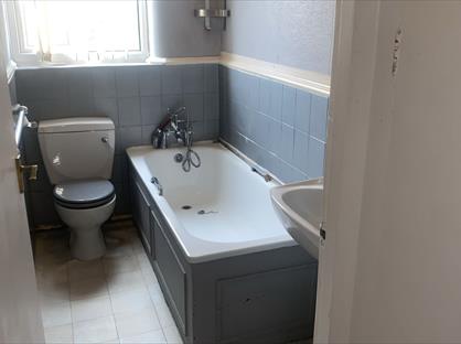 1 Bed Flat, North Park Road, BD9