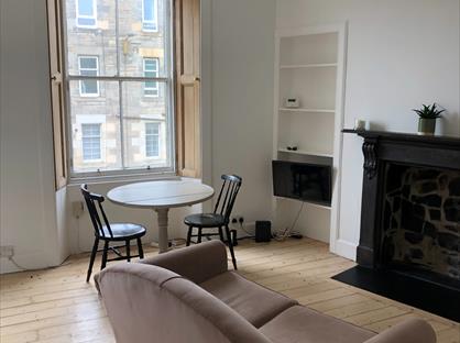 2 Bed Flat, North Junction Street, EH6