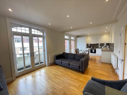 2 Bed Flat, Hammersmith, W6