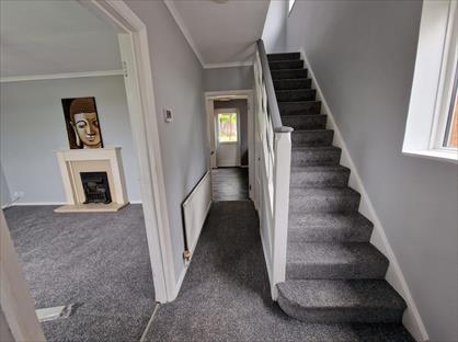 3 Bed Semi-Detached House, Princesfield Road, EN9