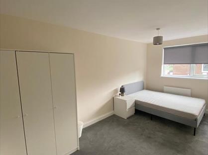 Room in a Shared House, Dulverton Green, LS11