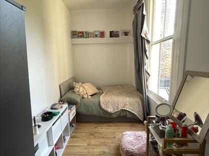 Room in a Shared Flat, Lillie Road, SW6