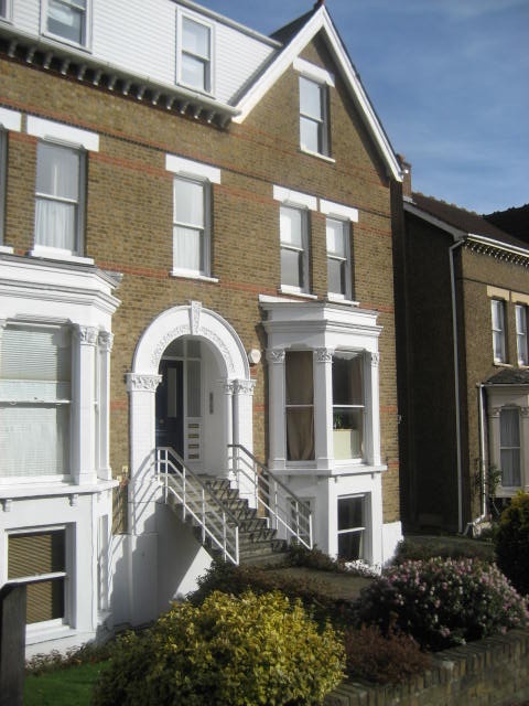 London - 1 Bed Flat, Darlaston Road, SW19 - To Rent Now for £2,350.00 p/m