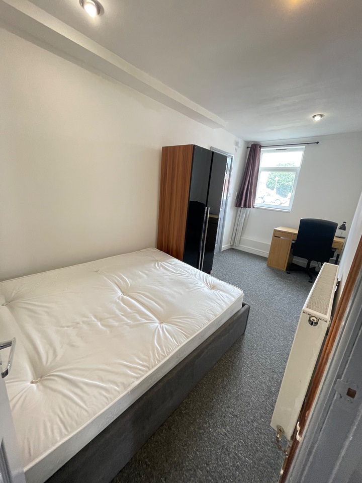 Additional image 9 of 1 Bed Flat, Queens Road, NG9, N1 7GU