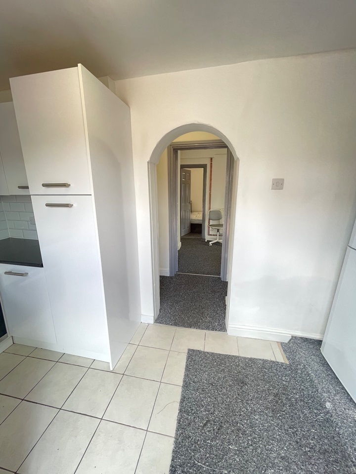 Additional image 3 of 1 Bed Flat, Queens Road, NG9, N1 7GU